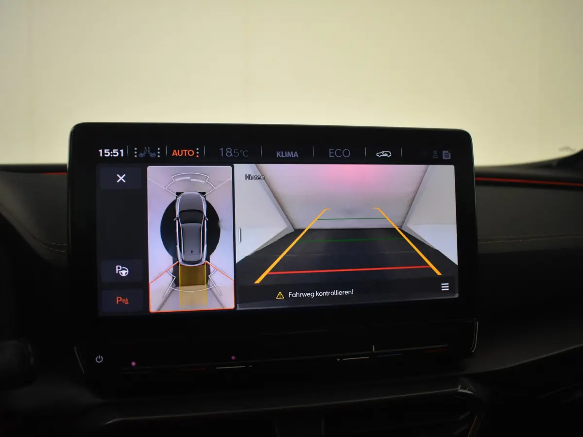 1.4 e-Hybrid VZ Tribe Edition l PanoDak l BEATS Audio l Elektr. Stoel inc Memory l Area View l 19" Exclusive l Side Assist l