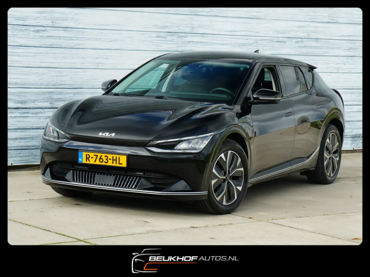 Plus 77.4 kWh Leer Navi Adapt Cruise Carpay Soh100%