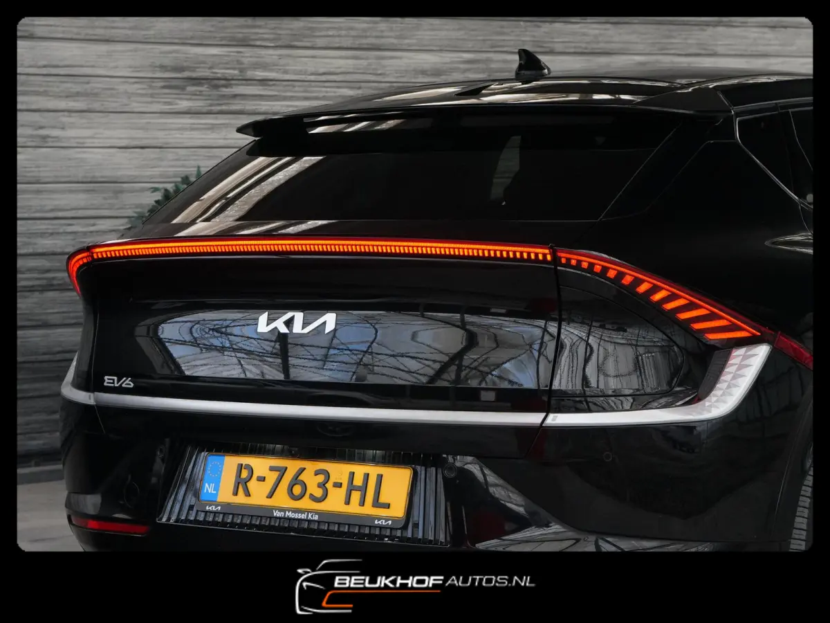 Plus 77.4 kWh Leer Navi Adapt Cruise Carpay Soh100%
