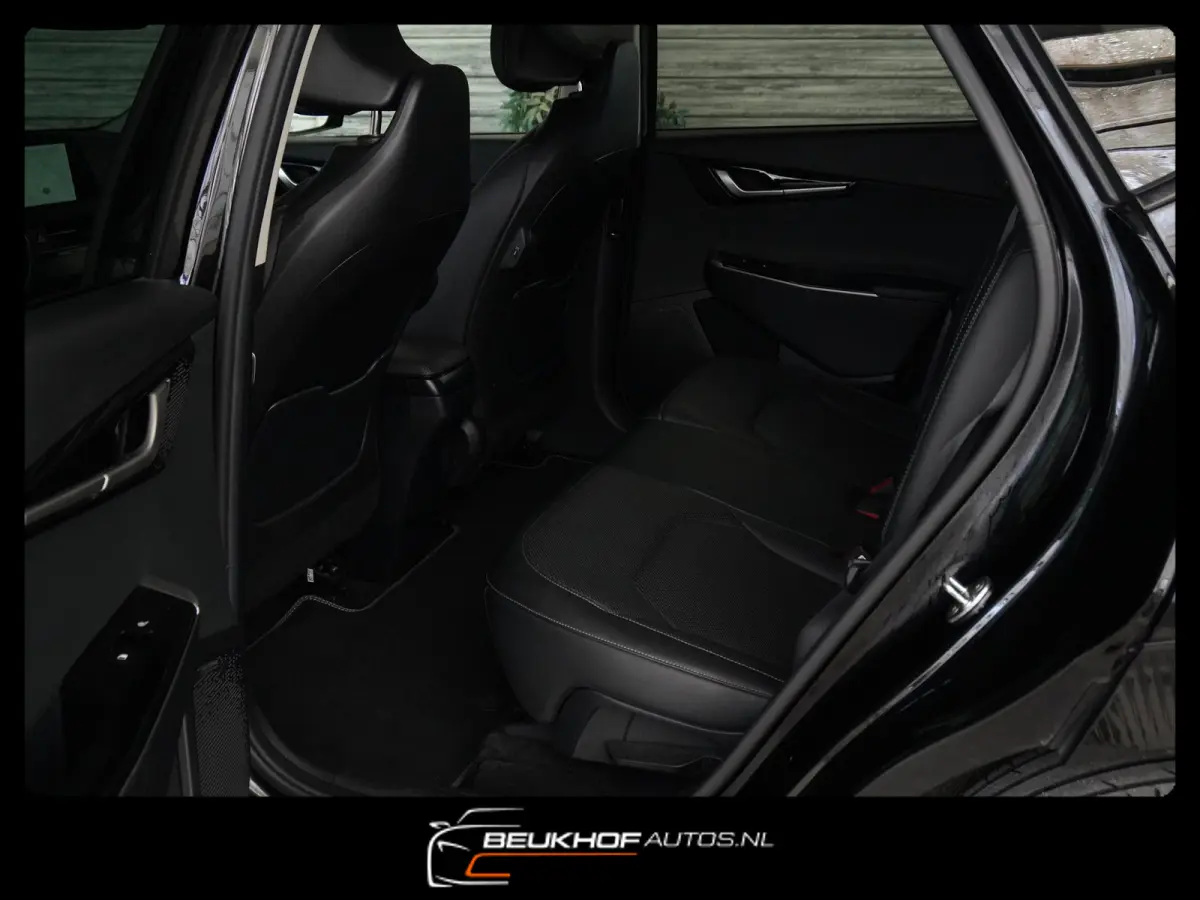 Plus 77.4 kWh Leer Navi Adapt Cruise Carpay Soh100%