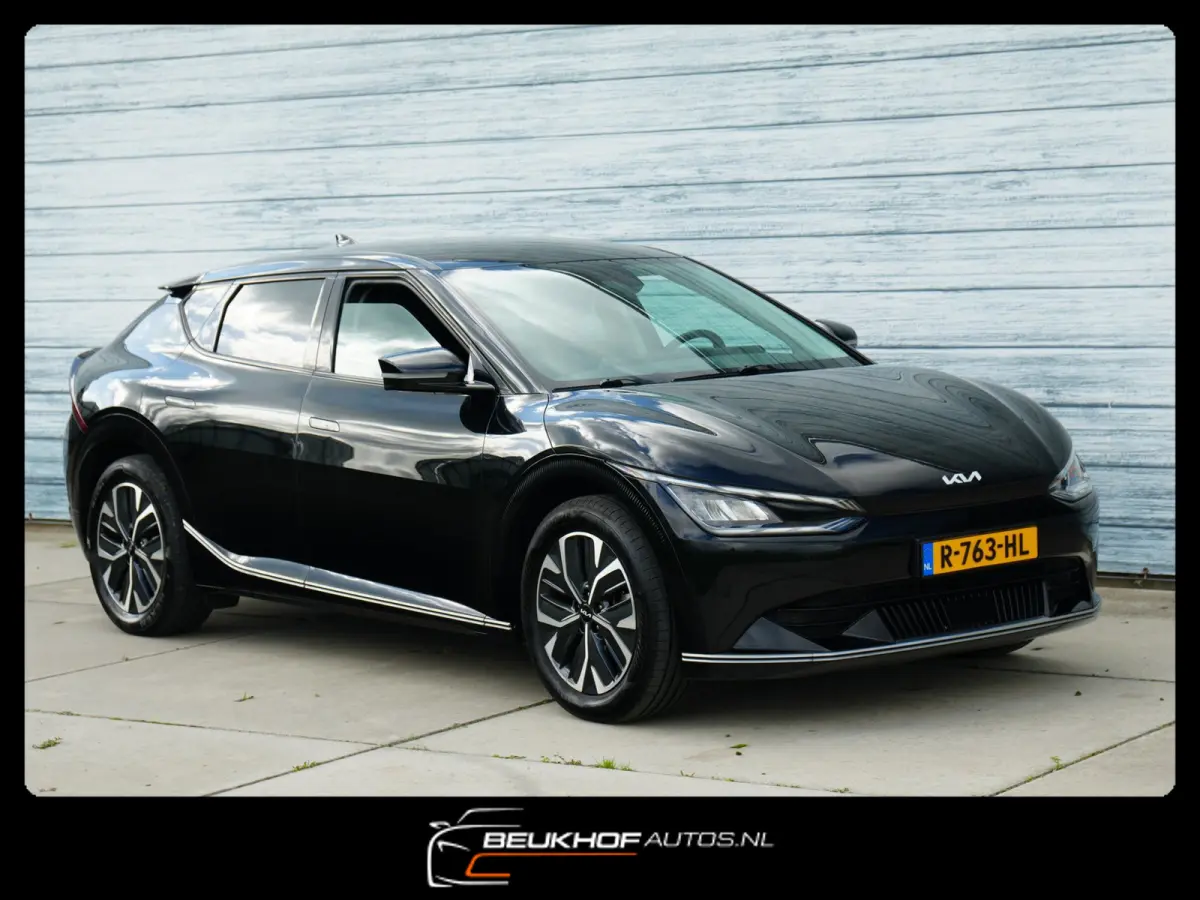 Plus 77.4 kWh Leer Navi Adapt Cruise Carpay Soh100%