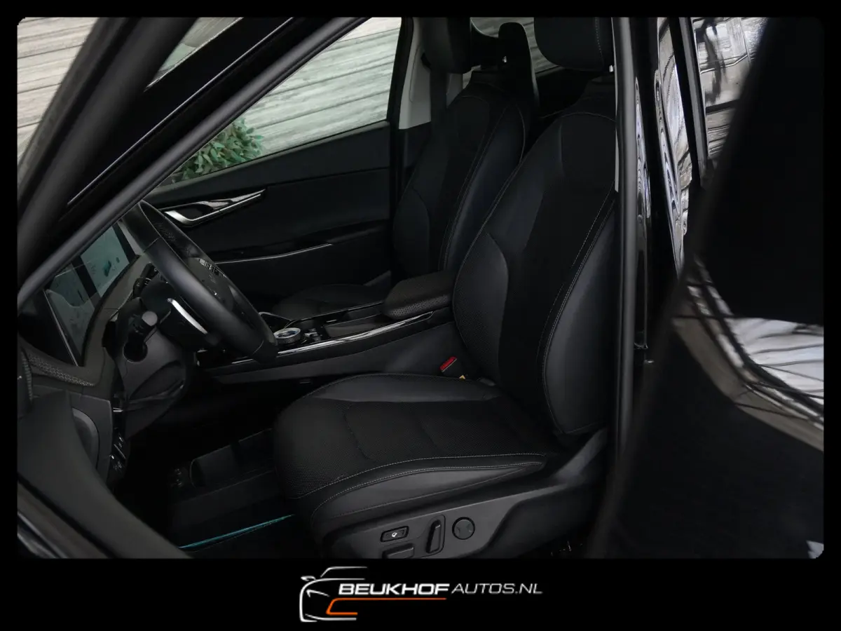 Plus 77.4 kWh Leer Navi Adapt Cruise Carpay Soh100%