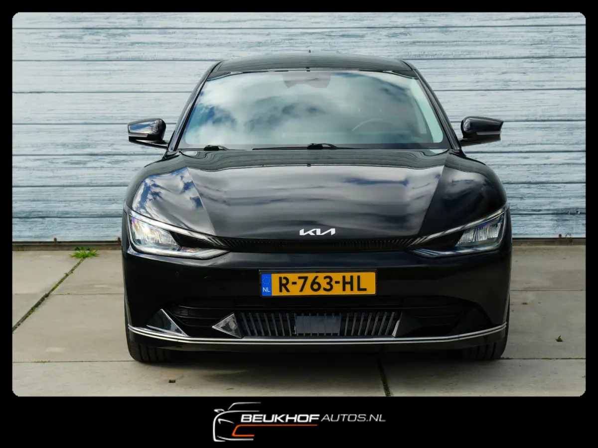 Plus 77.4 kWh Leer Navi Adapt Cruise Carpay Soh100%