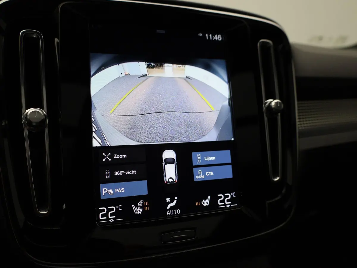 1.5 T4 R-Design | PANORAMADAK | HARMAN KARDON | STOEL-STUURWIELVERWARMING | CAMERA | NAVIGATIE