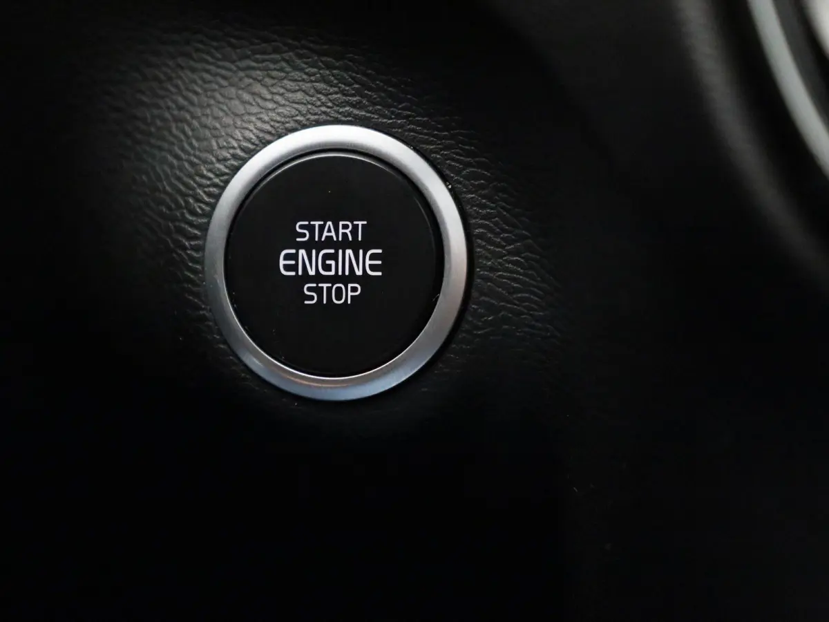 1.5 T4 R-Design | PANORAMADAK | HARMAN KARDON | STOEL-STUURWIELVERWARMING | CAMERA | NAVIGATIE