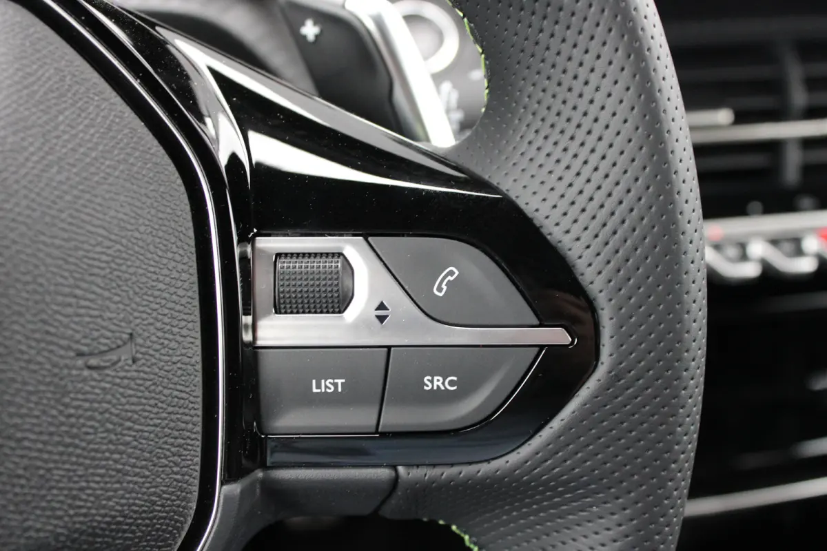 1.2 Hybrid GT | Automaat | NL auto | 360 camera | Keyless | Navigatie  | Apple carplay & Android auto |