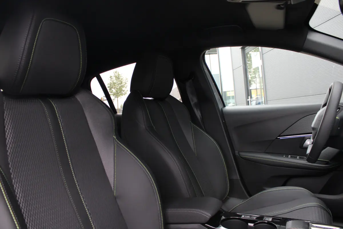 1.2 Hybrid GT | Automaat | NL auto | 360 camera | Keyless | Navigatie  | Apple carplay & Android auto |