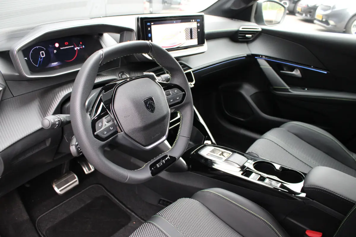 1.2 Hybrid GT | Automaat | NL auto | 360 camera | Keyless | Navigatie  | Apple carplay & Android auto |