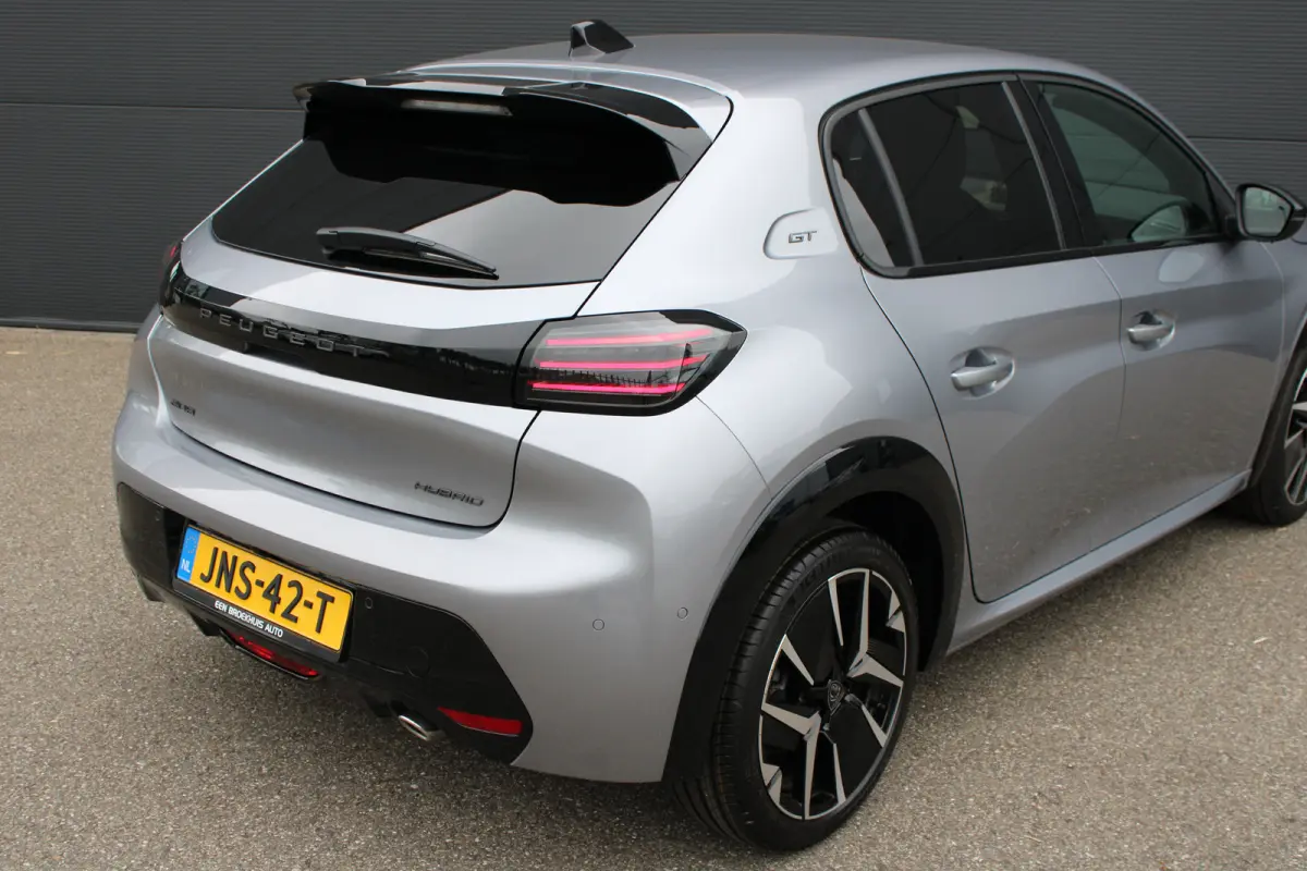 1.2 Hybrid GT | Automaat | NL auto | 360 camera | Keyless | Navigatie  | Apple carplay & Android auto |