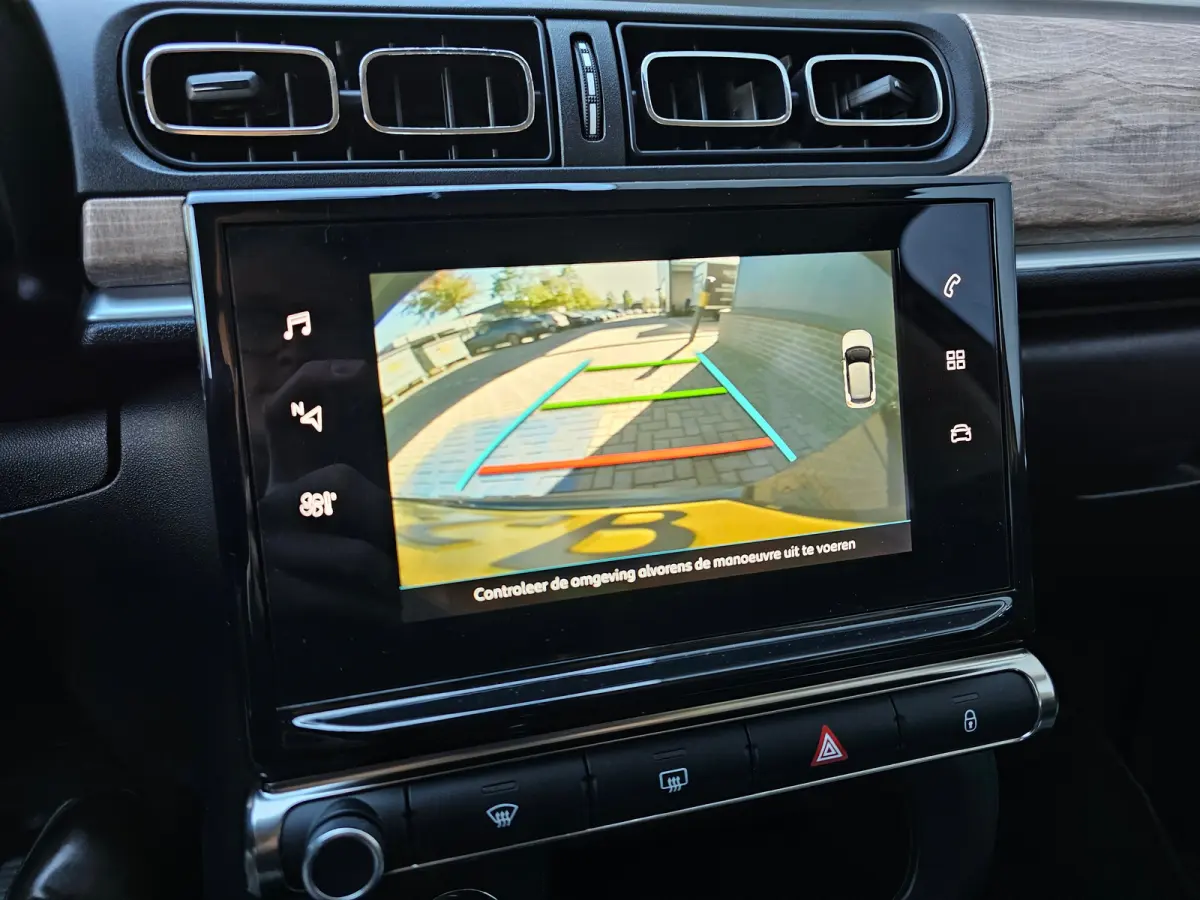 1.2 PureTech Feel Edition Automaat Android Auto/Apple Carplay | Navigatie | Camera | Comfort Stoelen | Climate Control | Two Tone