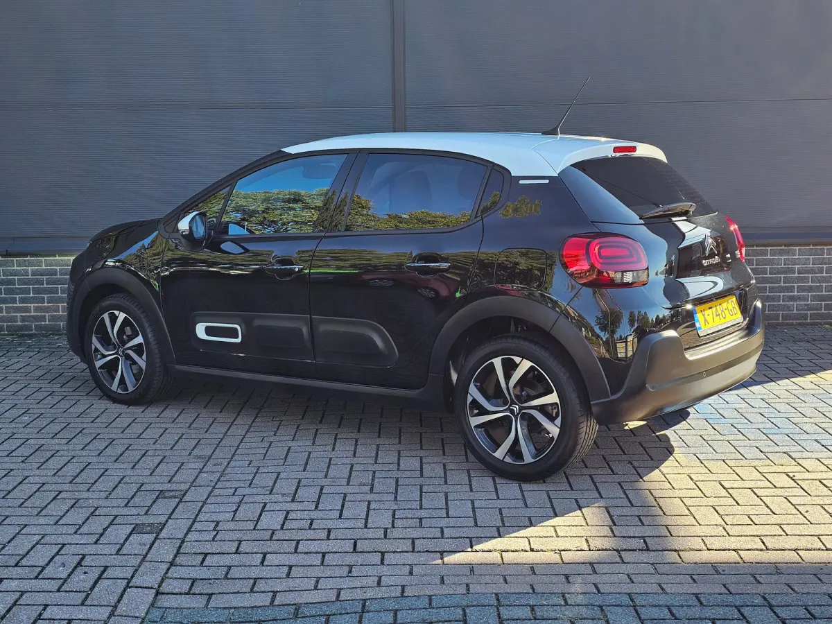1.2 PureTech Feel Edition Automaat Android Auto/Apple Carplay | Navigatie | Camera | Comfort Stoelen | Climate Control | Two Tone