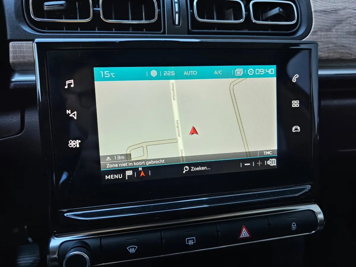 1.2 PureTech Feel Edition Automaat Android Auto/Apple Carplay | Navigatie | Camera | Comfort Stoelen | Climate Control | Two Tone