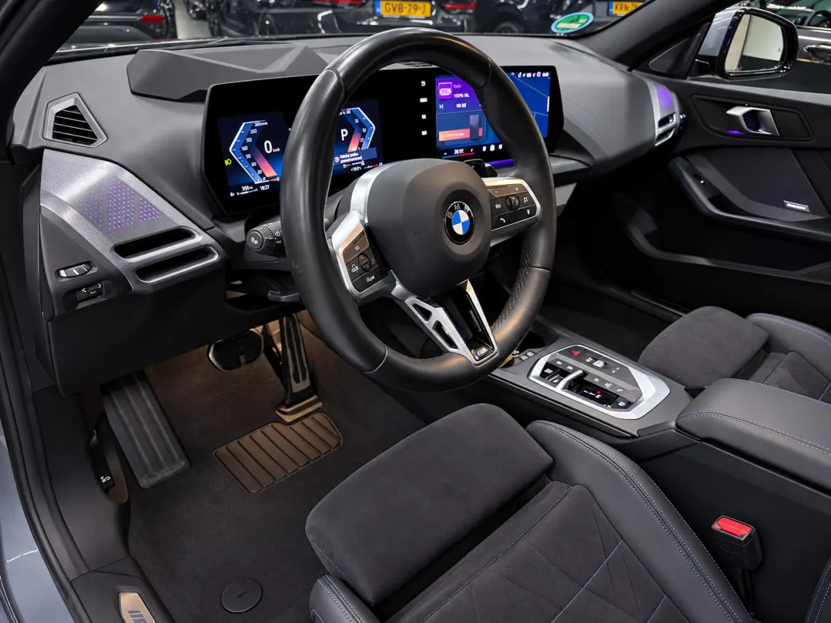 220 M Sport Design Edition NW-PRIJS 68.DEURO FULL-OPTION!!