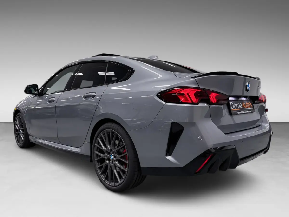 220 M Sport Design Edition NW-PRIJS 68.DEURO FULL-OPTION!!