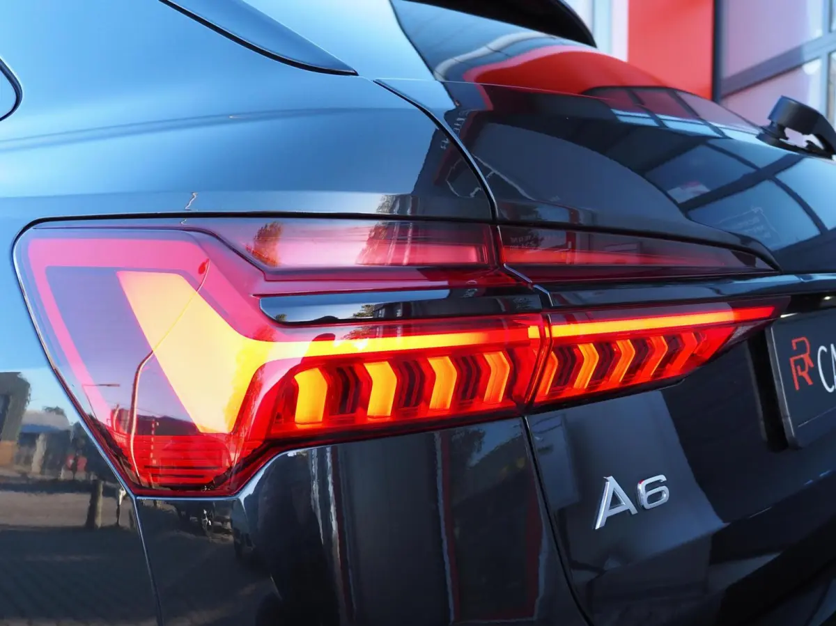 55 TFSI e S-Line Quattro Competition | Pano | B&O | Head-Up | Memory | Digital Dash | Matrix Led | Adaptive Cruise | Trekhaak | Leder - Alcantara | Camera | Carplay | Keyless | Stoelverwarmi