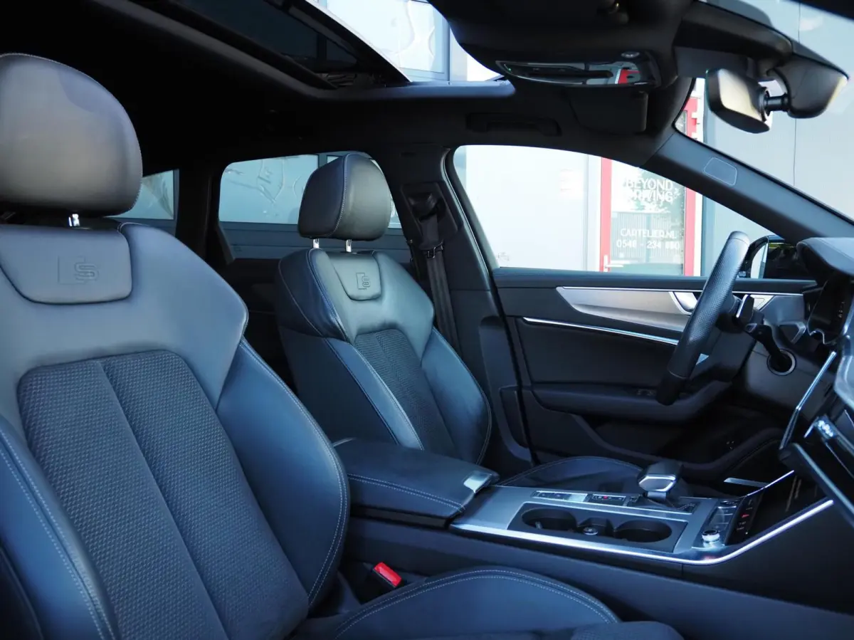 55 TFSI e S-Line Quattro Competition | Pano | B&O | Head-Up | Memory | Digital Dash | Matrix Led | Adaptive Cruise | Trekhaak | Leder - Alcantara | Camera | Carplay | Keyless | Stoelverwarmi