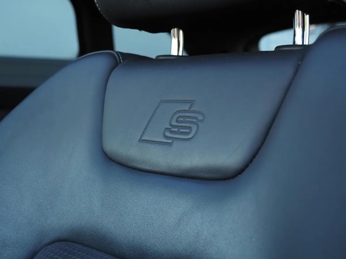 55 TFSI e S-Line Quattro Competition | Pano | B&O | Head-Up | Memory | Digital Dash | Matrix Led | Adaptive Cruise | Trekhaak | Leder - Alcantara | Camera | Carplay | Keyless | Stoelverwarmi