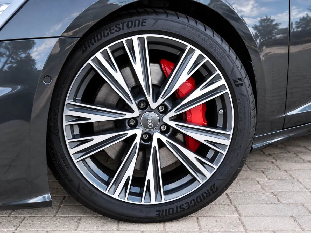 55 TFSI e S-Line Quattro Competition | Pano | B&O | Head-Up | Memory | Digital Dash | Matrix Led | Adaptive Cruise | Trekhaak | Leder - Alcantara | Camera | Carplay | Keyless | Stoelverwarmi
