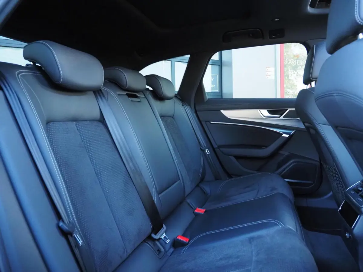 55 TFSI e S-Line Quattro Competition | Pano | B&O | Head-Up | Memory | Digital Dash | Matrix Led | Adaptive Cruise | Trekhaak | Leder - Alcantara | Camera | Carplay | Keyless | Stoelverwarmi