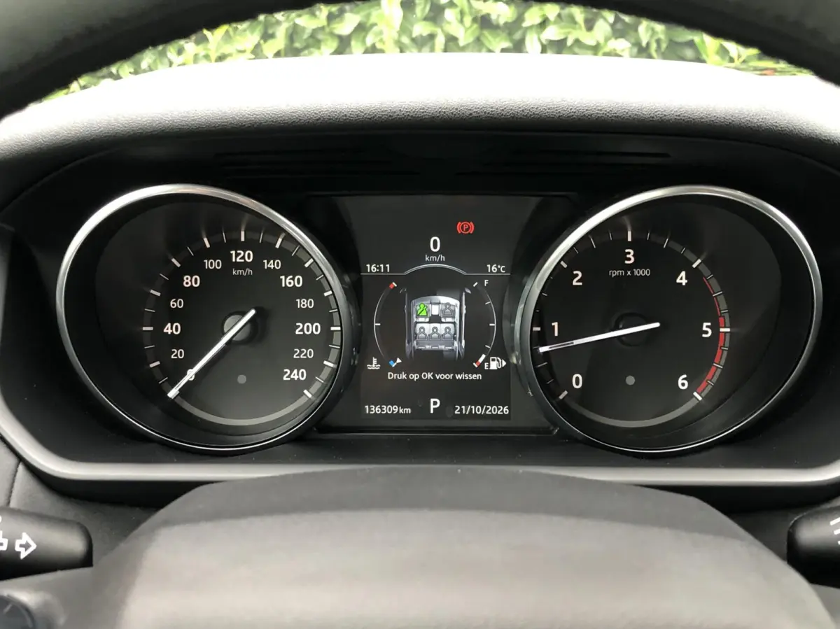 2.0 Sd4 SE, NIEUW MODEL, EURO 6, PANORAMADAK, LEDER, NAVIGATIE, CRUISE CONTROL, CLIMATE CONTROL, DAB, PDC, LED, CAMERA, ELEKTRISCHE STOELEN, LICHTMETAAL 20"