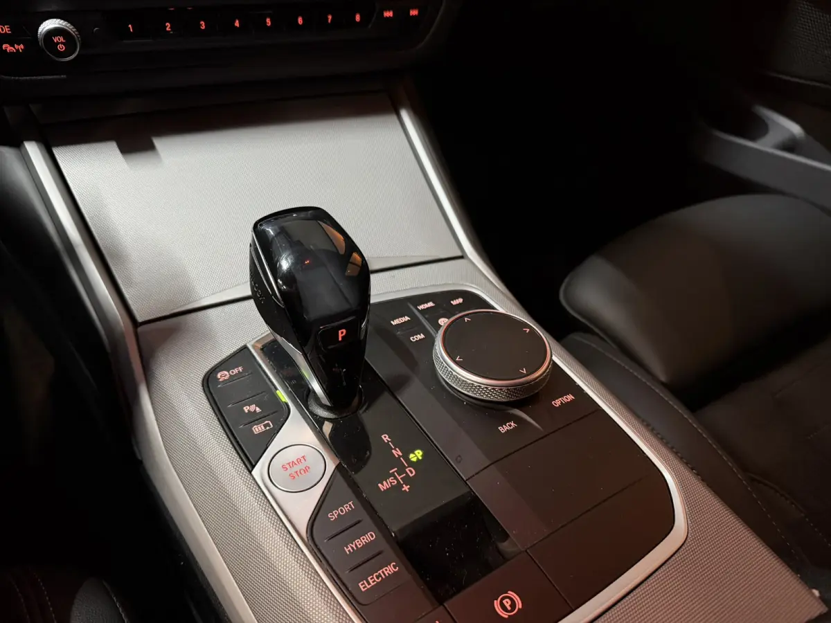 330e eDrive Edition Garantie|SOH 93%|LED|Leder|Navi|Carplay|PDC|Cruise|Clima|Rijklaar