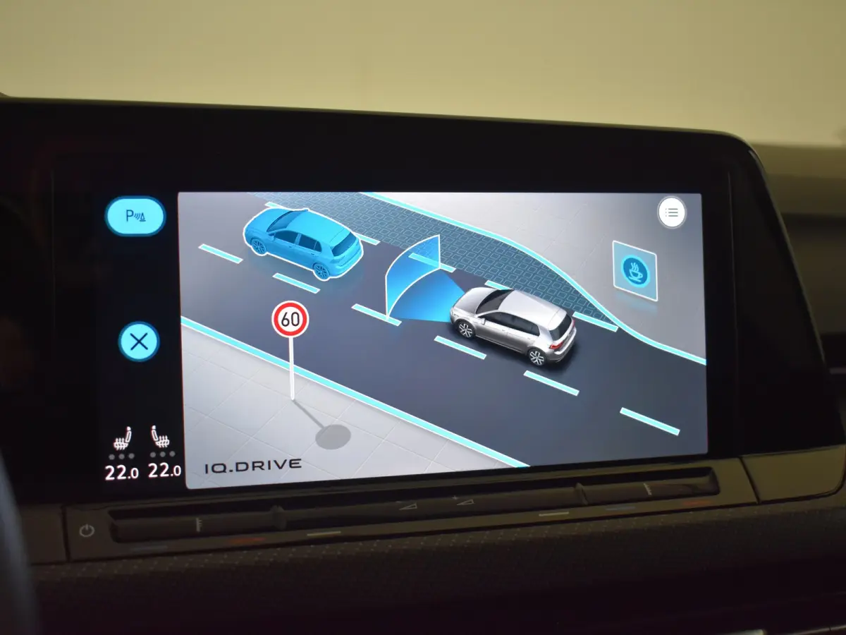 1.5 TSI R-Line l Stoel & Stuurverwarming l R-Line In en Exterieur l Adaptieve Cruise Control l Camera l Full Map Navigatie l Apple Car Play