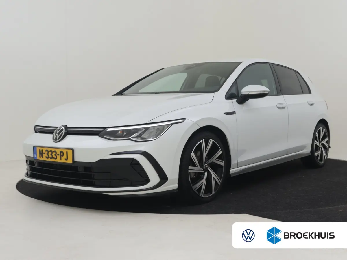 1.5 TSI R-Line l Stoel & Stuurverwarming l R-Line In en Exterieur l Adaptieve Cruise Control l Camera l Full Map Navigatie l Apple Car Play