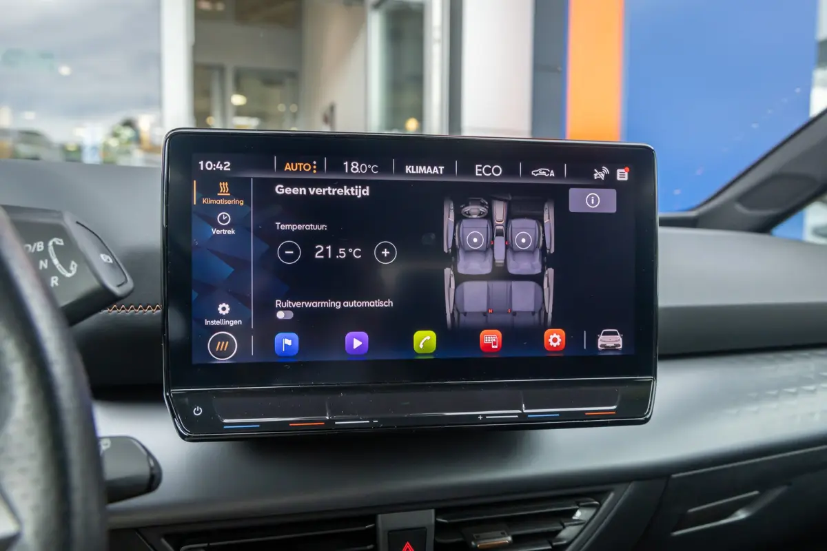 Adrenaline 82 kWh | Cruise Control Adaptief | Apple Carplay/Android Auto | 19'' L.M . | Navi | LED | Full-LED koplampen | Lichtmetalen velgen 19" | Navigatiesysteem full map