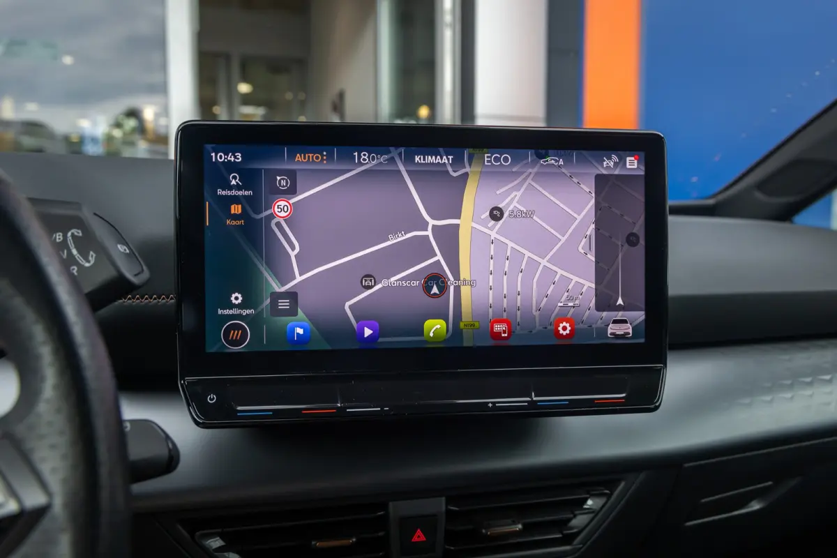 Adrenaline 82 kWh | Cruise Control Adaptief | Apple Carplay/Android Auto | 19'' L.M . | Navi | LED | Full-LED koplampen | Lichtmetalen velgen 19" | Navigatiesysteem full map