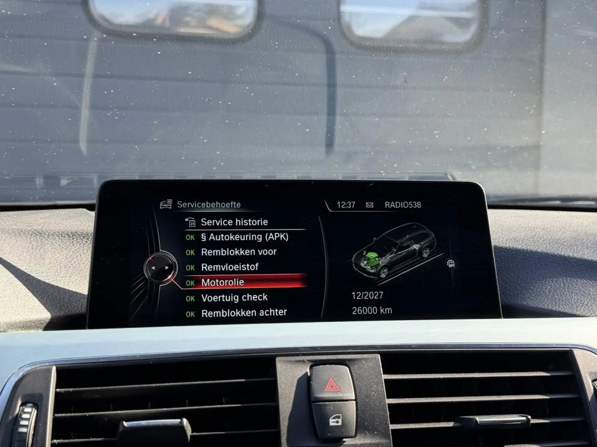 320i Centennial High Executive | Navigatie | Lederen Bekleding | Climate Control | Elektrische Achterklep |
