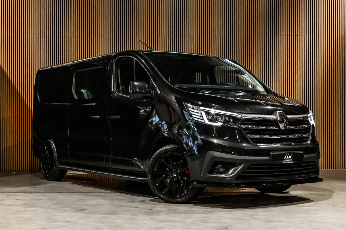 2.0 dCi 170 L2H1 DC Luxe | Marge | BTW Vrij | Dubbel cabine | Camera | Navigatie | 6-Zitter | Cruise control | Airco | Nieuwe APK | Dealer onderhouden | NAP Logisch | 1e eigenaar