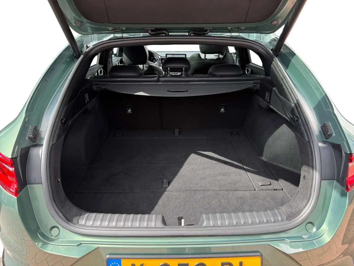1.5 T-GDi GT-Line 1e Eigenaar | Dealer onderhouden | Open dak | Stoel & Stuur verwarming | Navigatie | Apple CarPlay & Android Auto | Fabrieksgarantie 13-10-2030 +3x 1 jaar* | NAP