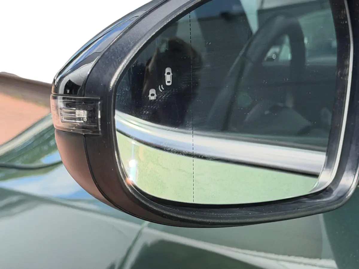 1.5 T-GDi GT-Line 1e Eigenaar | Dealer onderhouden | Open dak | Stoel & Stuur verwarming | Navigatie | Apple CarPlay & Android Auto | Fabrieksgarantie 13-10-2030 +3x 1 jaar* | NAP