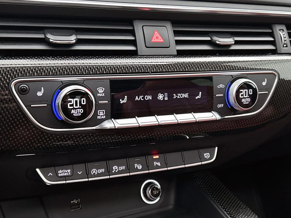 3.0 TFSI quattro Pro Line Plus | ORIGINEEL NL | PANORAMADAK | BANG & OLUFSEN | 360 CAMERA | HEAD UP | STOELVERWARMING | MEMORY | DODEHOEK | LEDER |