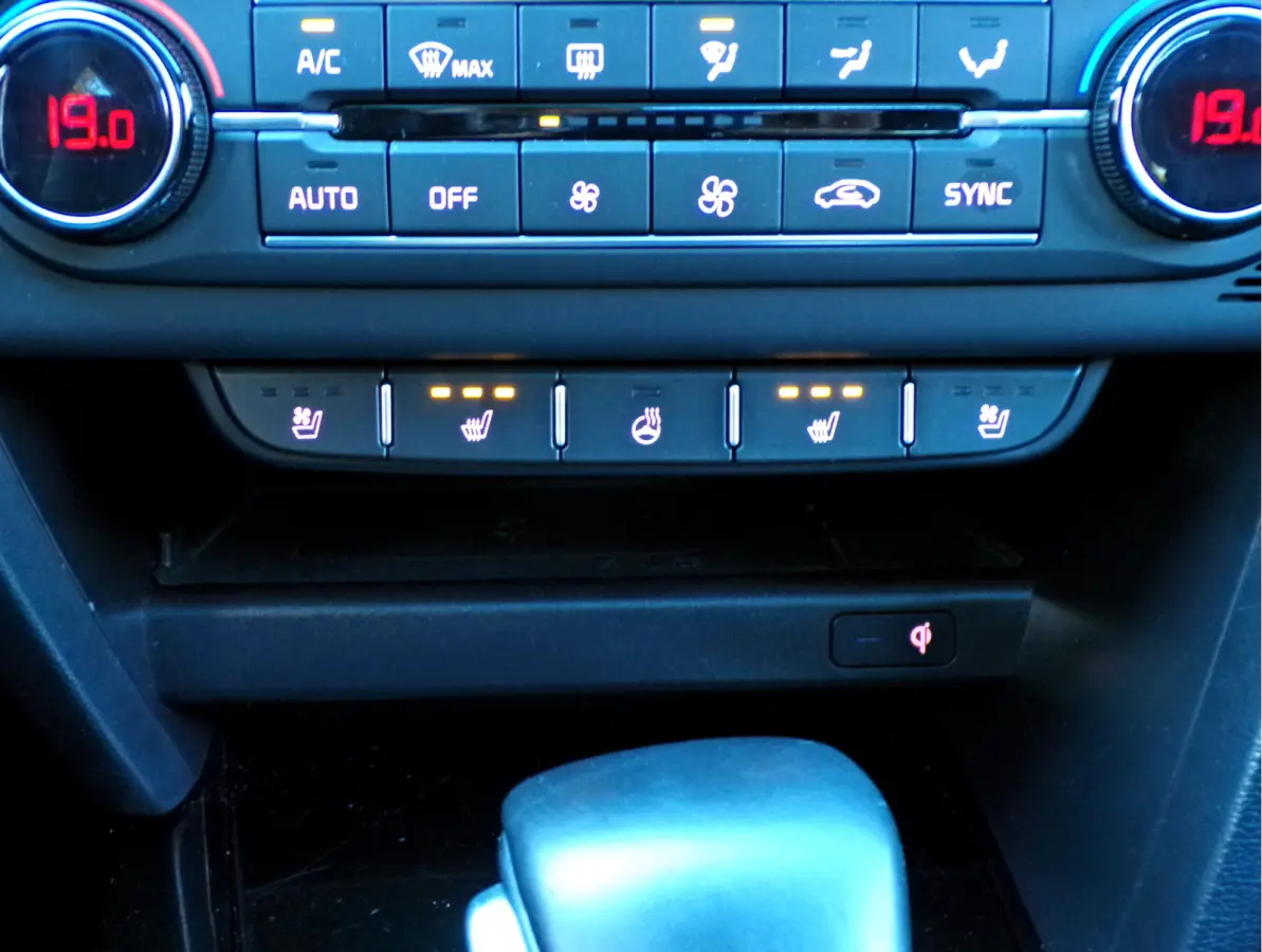 1.4 T-GDi ExecutiveLine AUTOMAAT PANODAK BOMVOLLE AUTO.....