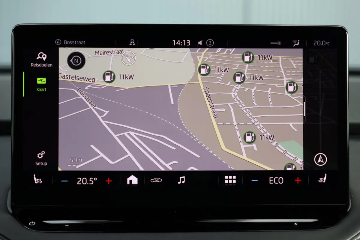80 Sportline | panoramadak | adap. cruise | keyless entry | rijstrooksensor | apple carplay | camera | 1e eig | BTW