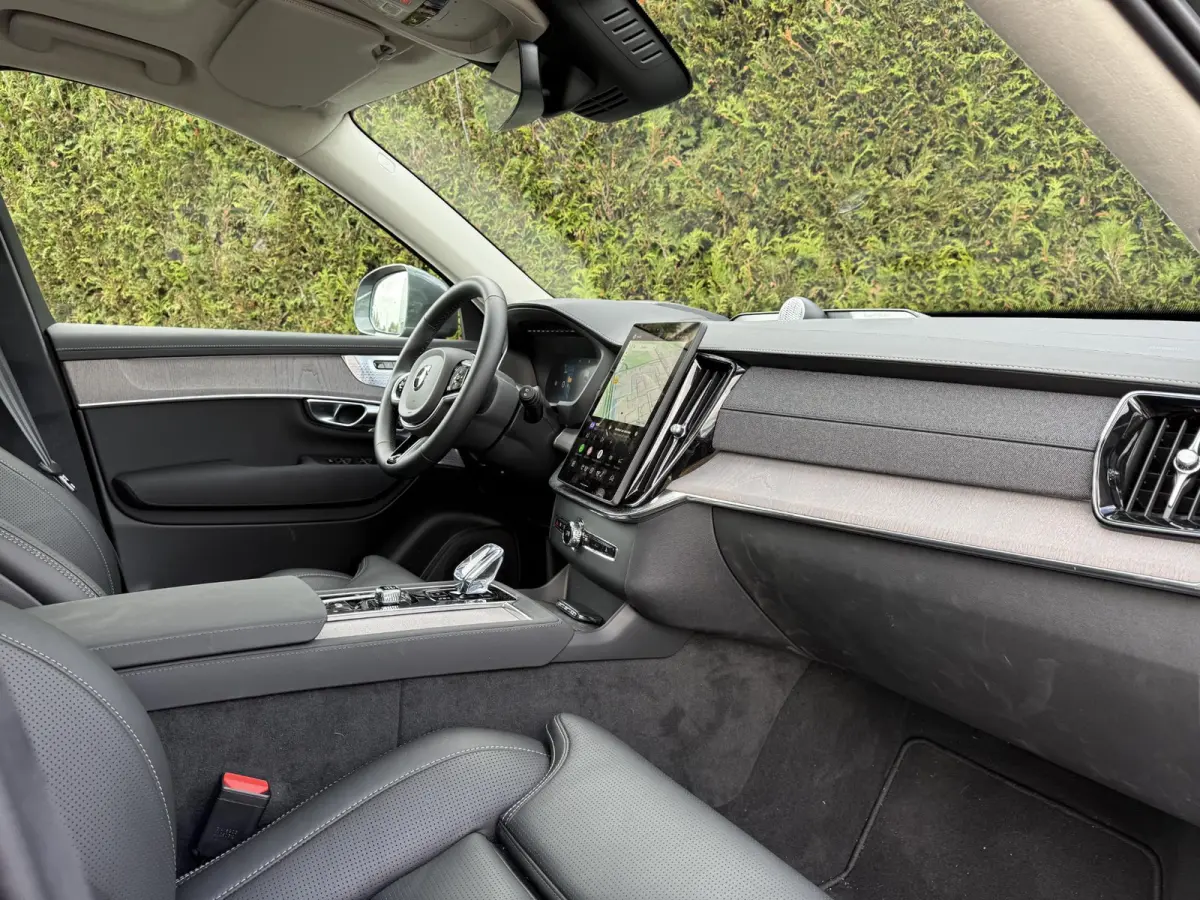 T8 Plug-in hybrid AWD Ultra Bright Exec. Ed.
