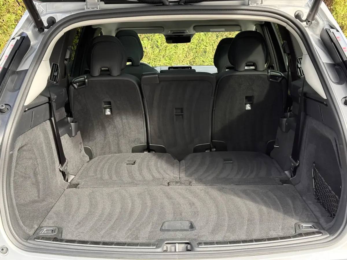Single Motor Plus 7-Persoons | Donker Glas |