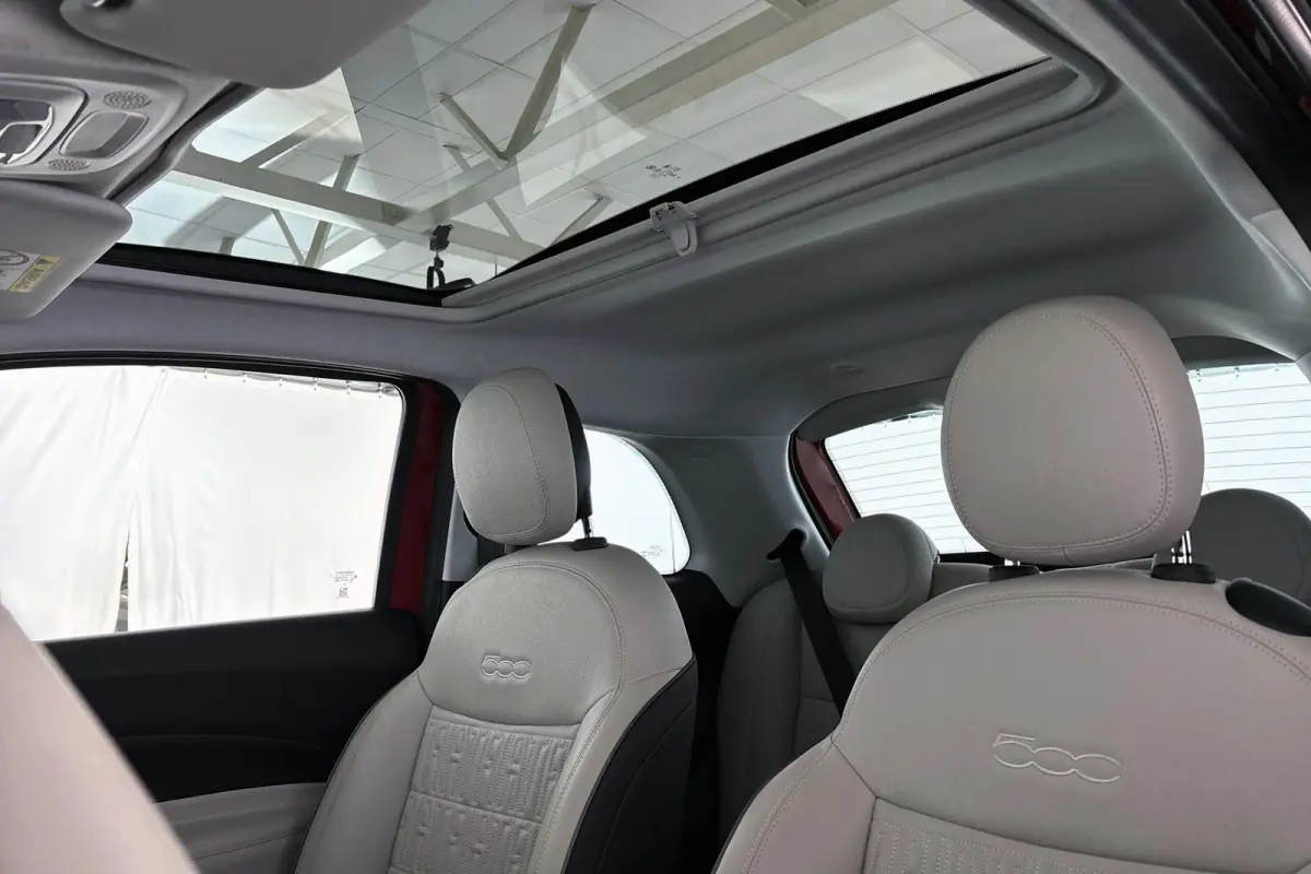 La Prima 42 kWh Pano Leder Stoelverwarming JBL Camera Apple CarPlay