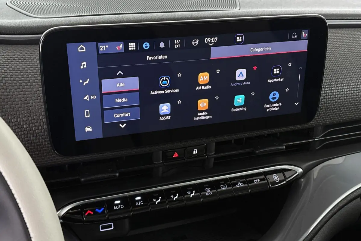 La Prima 42 kWh Pano Leder Stoelverwarming JBL Camera Apple CarPlay