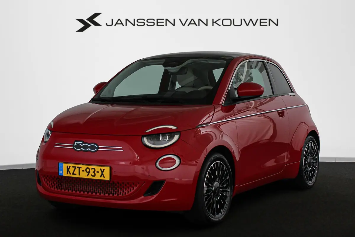 La Prima 42 kWh Pano Leder Stoelverwarming JBL Camera Apple CarPlay