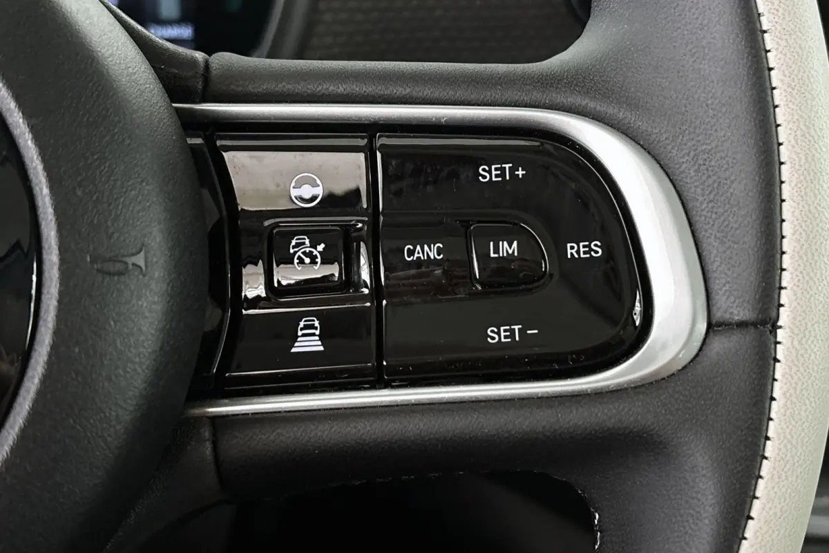 La Prima 42 kWh Pano Leder Stoelverwarming JBL Camera Apple CarPlay