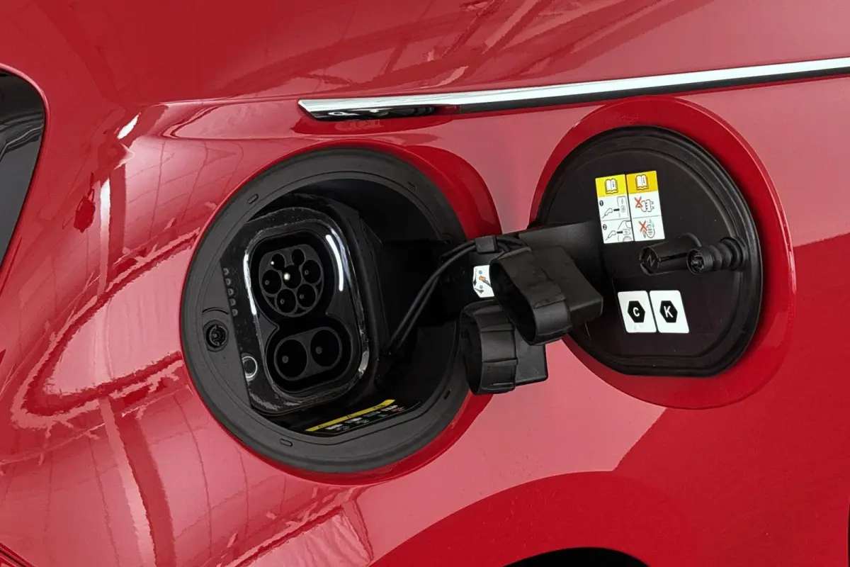La Prima 42 kWh Pano Leder Stoelverwarming JBL Camera Apple CarPlay
