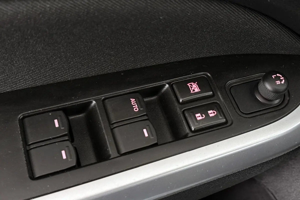 1.6 Exclusive Navi Camera Apple CarPlay Clima