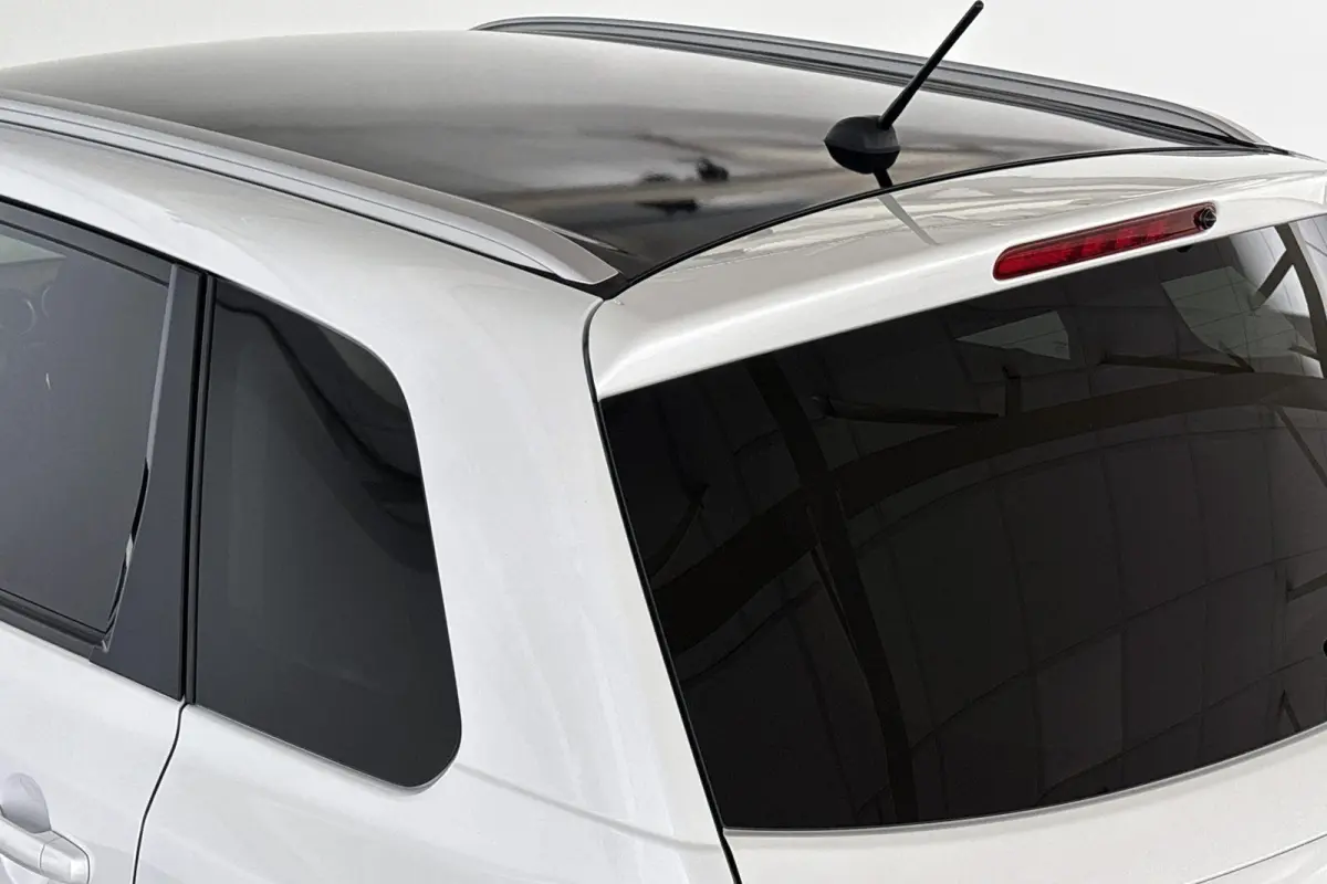 1.6 Exclusive Navi Camera Apple CarPlay Clima