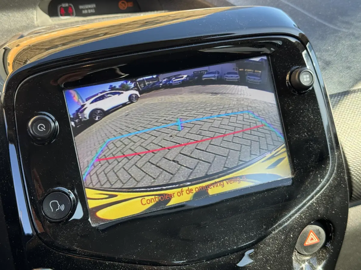 1.0 Feel 5-DEURS AIRCO/CARPLAY/CAMERA/NL-AUTO