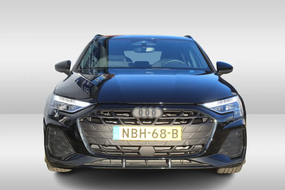 35 TFSI S edition l S-Line l Stoelverwarming l Adaptieve Cruise Control l PDC l Lane Assist l Clima l Navi l  DAB