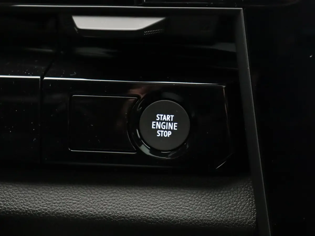 E-Tech full hybrid 200pk esprit Alpine | Vijf jaar garantie | Panoramisch dak | Harman Kardon | HUD |