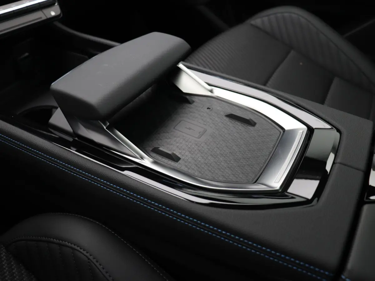 E-Tech full hybrid 200pk esprit Alpine | Vijf jaar garantie | Panoramisch dak | Harman Kardon | HUD |