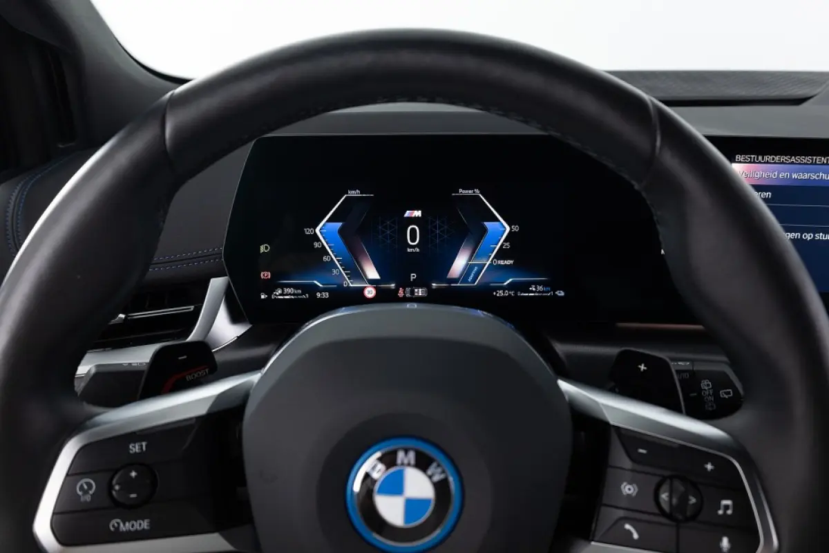 225 xDrive M Sport | Keyless | Half LEDER | CAMERA | PHEV !